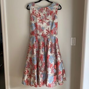 TAHARI Floral Sequin Evening Day Wedding Dress